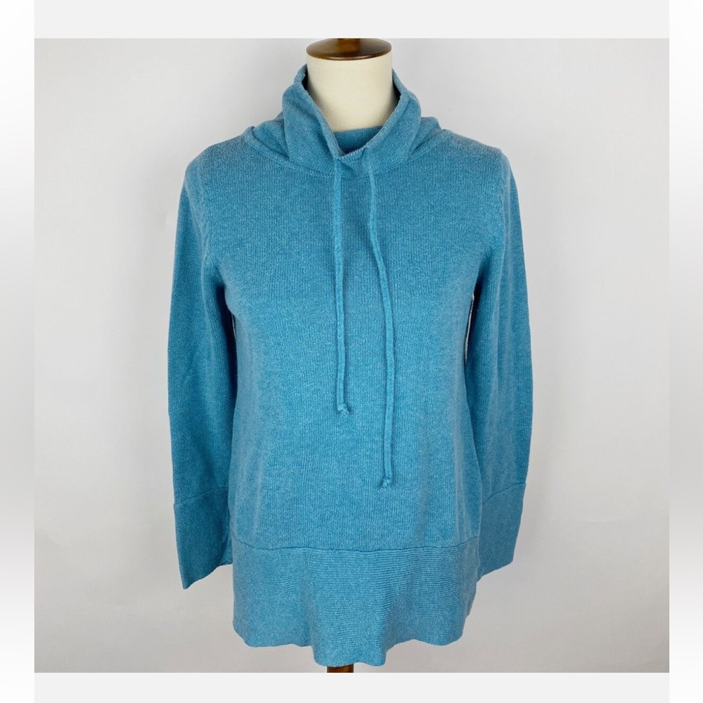 DAKINI BLUE FUNNEL NECK LIGHTWEIGHT SWEATER